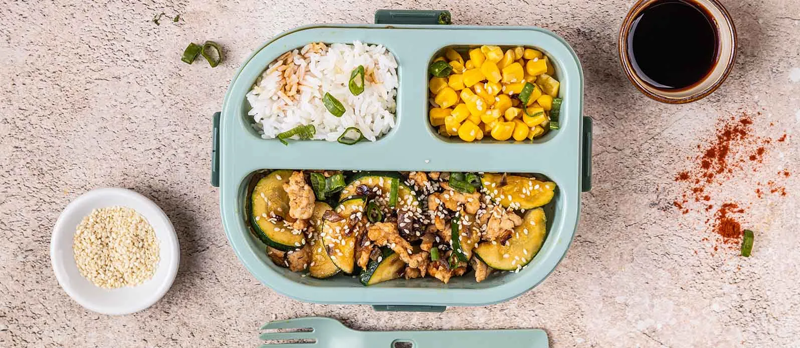 Rice bowl med kalkon- och zucchini