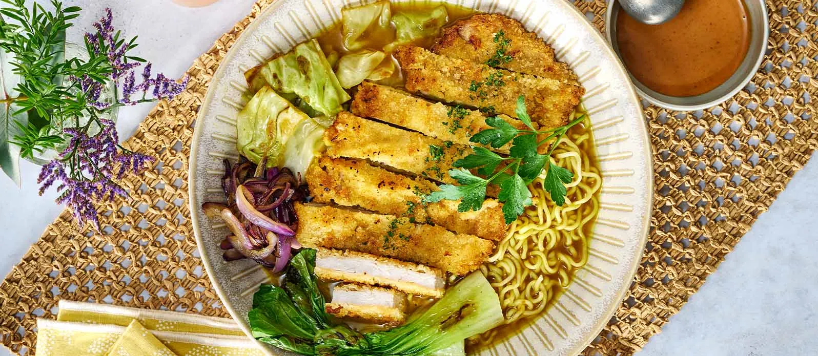 Curryschnitzel- ramen med teriyaki