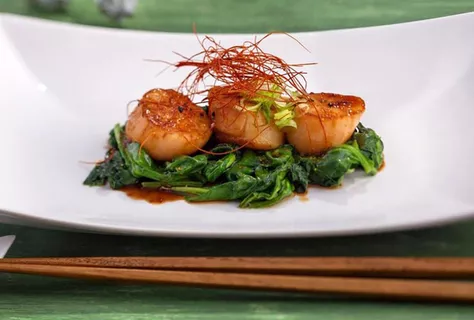 Hotategai shichimi-shoyu yaki – Grillade pilgrimsmusslor med shichimi- eller chilikryddad sojasås