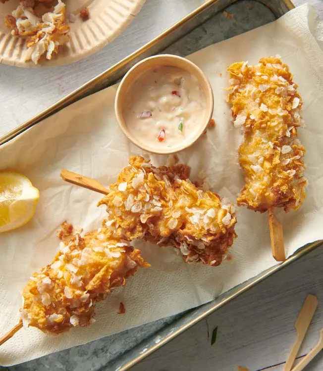 “Corn dog” i koreansk stil med citrusmajonnäs