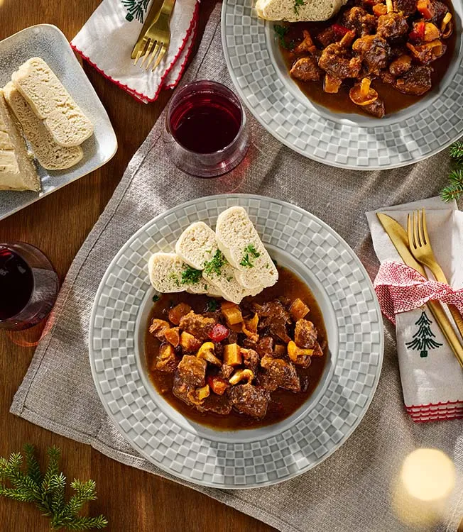 Bohemian venison goulash with mushrooms