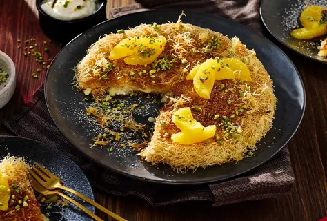 Künefe — söt turkisk ostdessert