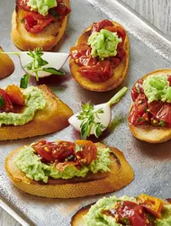 Bruschetta med edamame och halvtorkade tomater