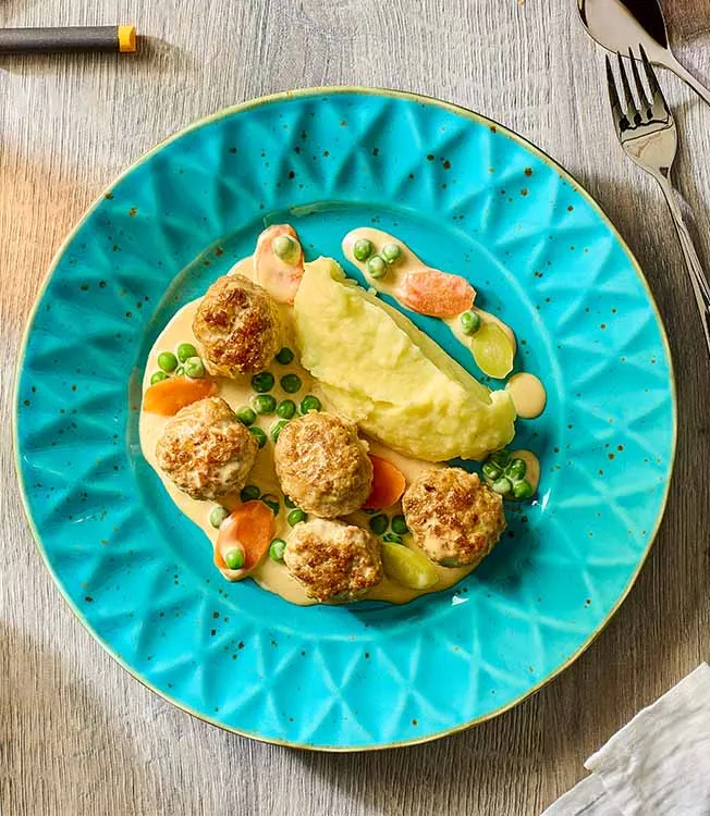 Köttbullegryta med mos