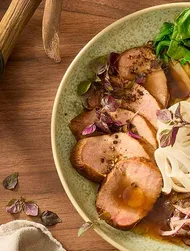 Teriyaki-buljong med vildsvin och nudlar