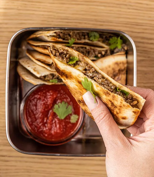 Quesadilla med nötkött och svamp