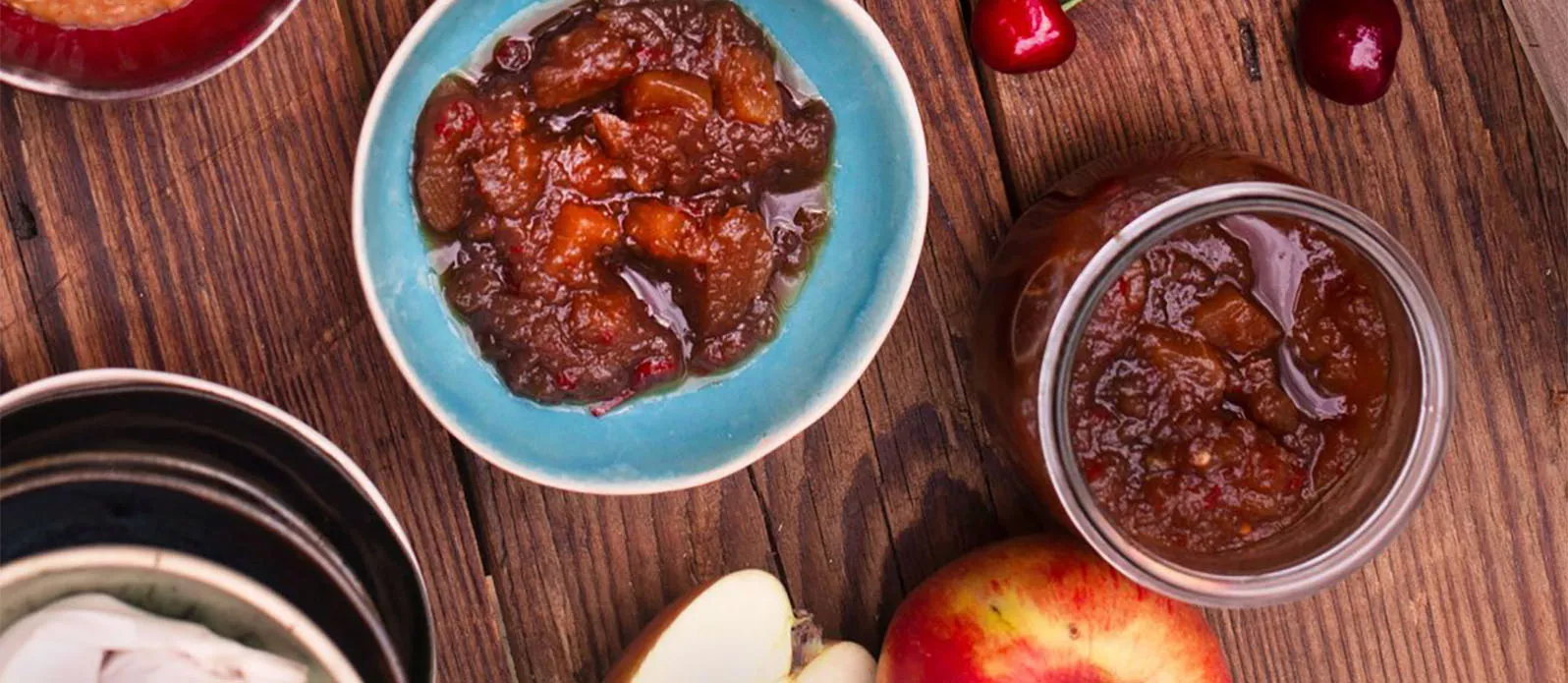 Söt chutney på honung och päron
