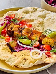 Halloumi-svampshawarma med ponzu i pitabröd