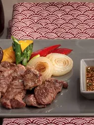 Yakiniku – Entrecôte på yakinikuvis