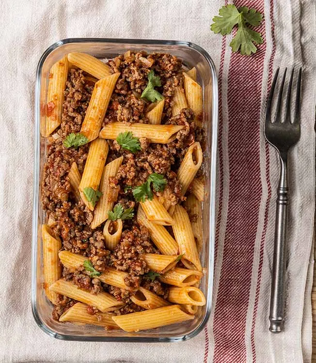Pasta med sojasås och bolognese
