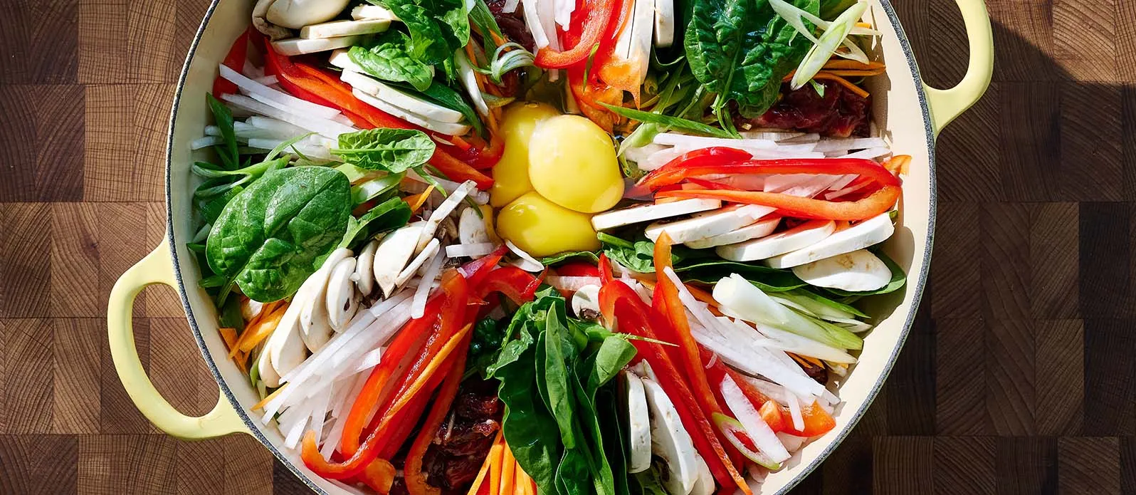 Koreansk jeongol hot pot – sukiyaki-stil