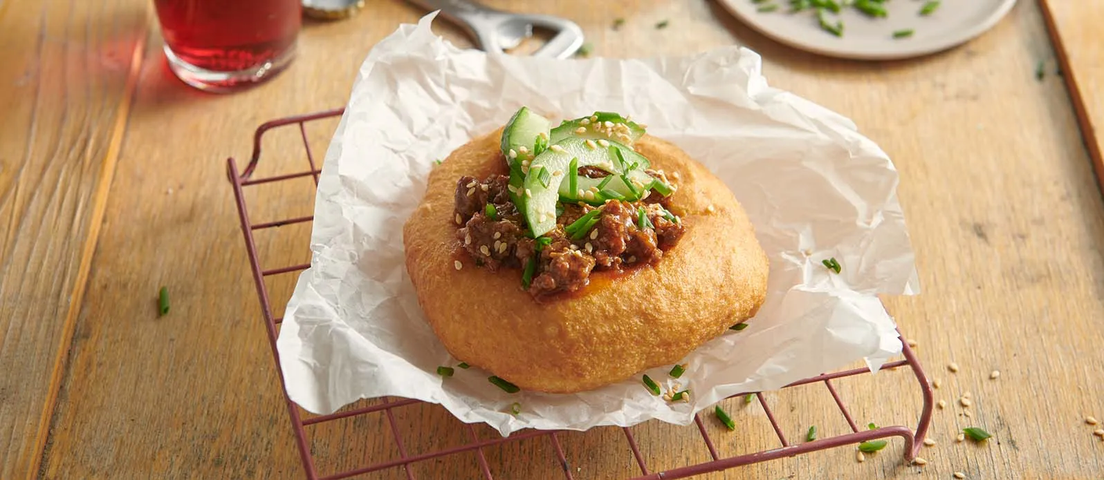 Langós med bräserat nötkött