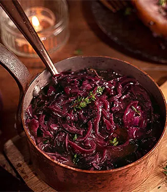 Fyllig rödvinssås med rödlök