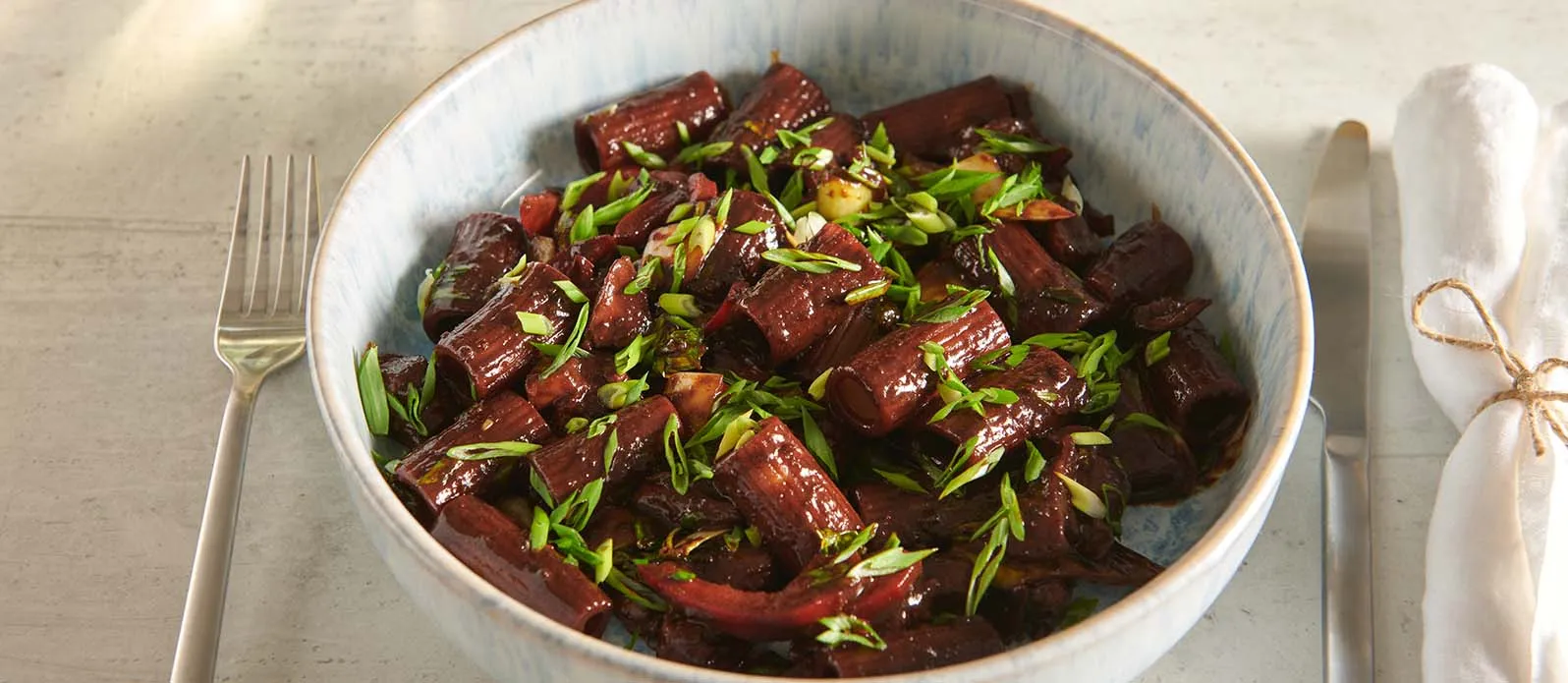 Rigatoni med koreansk BBQ-kyckling