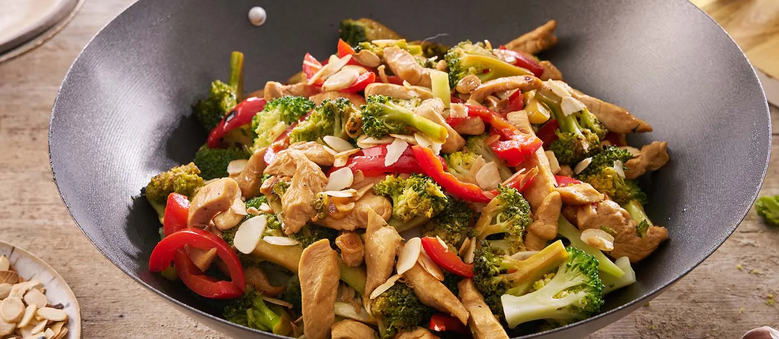Kycklingwok med broccoli
