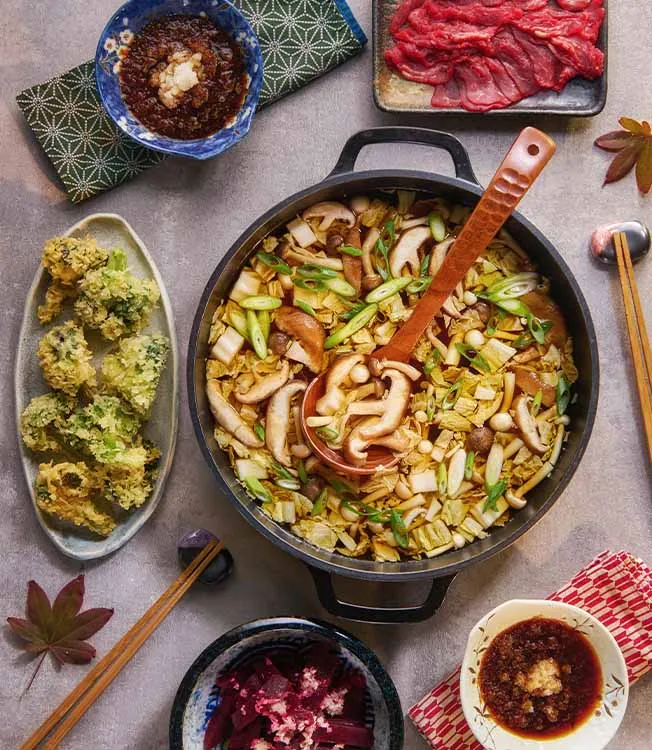 Shabu shabu med nötkött och grönsaker