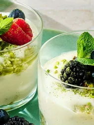 Vegansk tiramisu med matcha och tamari