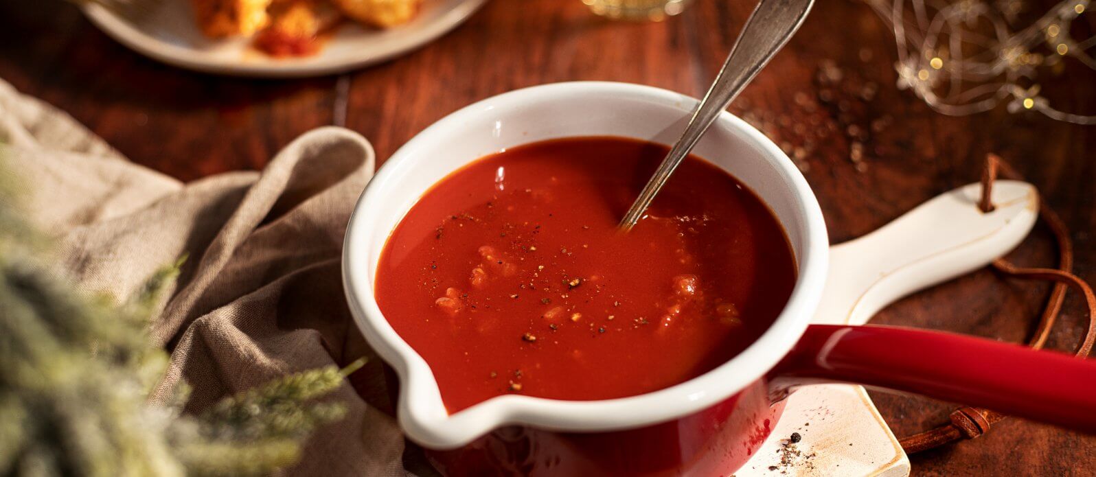 Champinjon- och tomatsås
