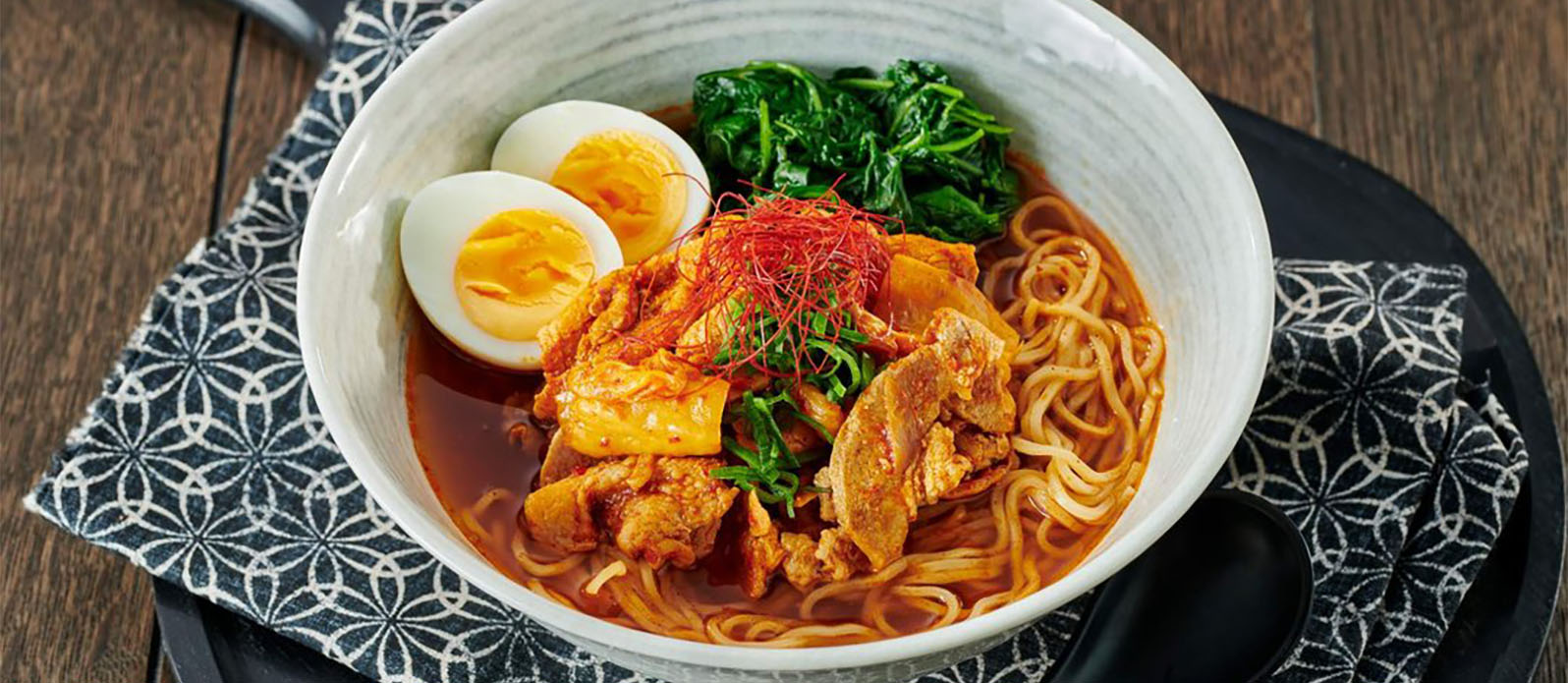 Kryddig Kimchi ramen med fläskkött