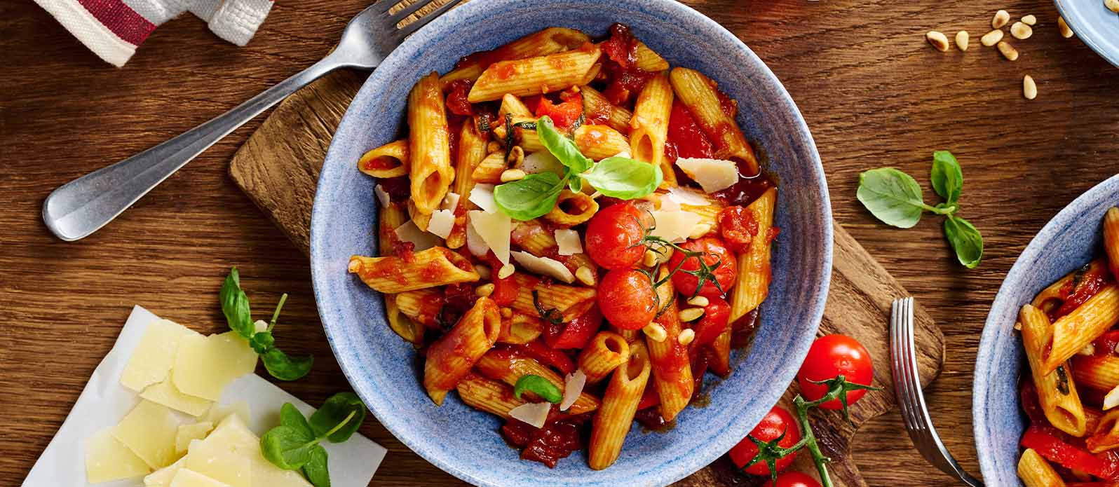 Penne arrabiata med tomat och chilisås