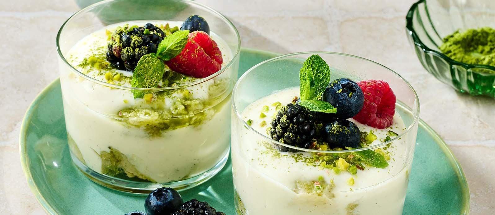 Vegansk tiramisu med matcha och tamari